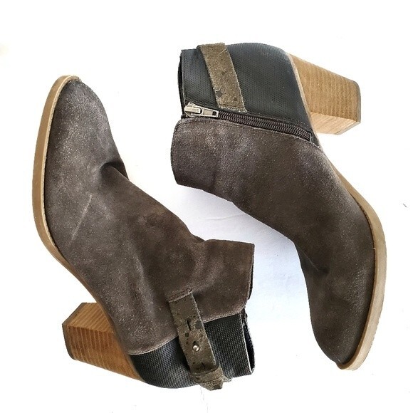 Dolce Vita Suede Leather Western Buckle Ankle Booties Black Gray 10 - Picture 1 of 7